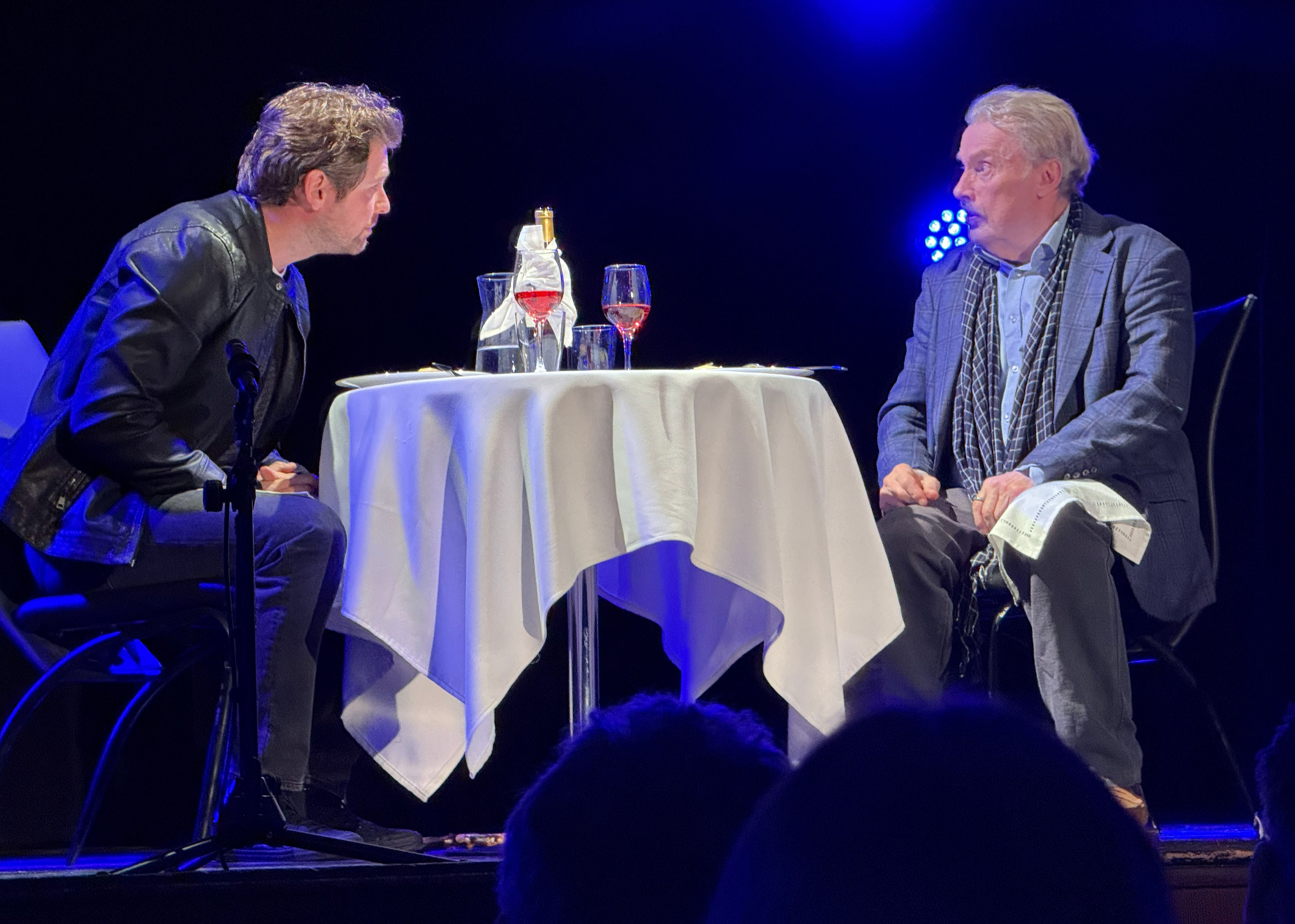 Fotorelacja z przedstawiania  Niespodziewany powrót