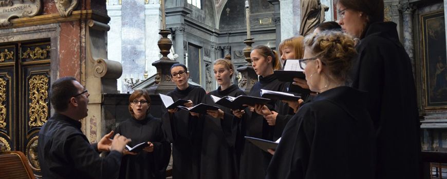 Koncert chorału gregoriańskiego w wykonaniu zespołu z Polski